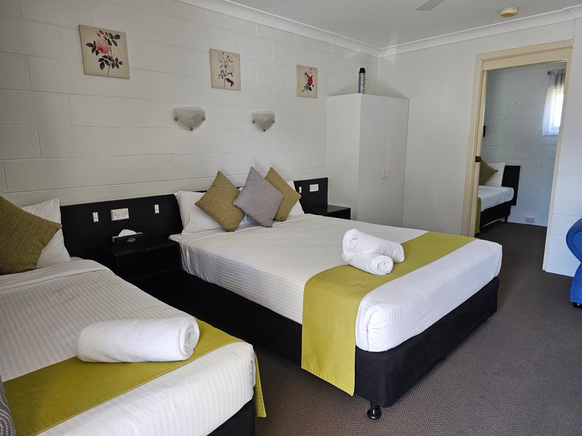 Azalea Motel Coonabarabran Εξωτερικό φωτογραφία